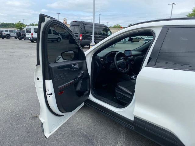 Certified 2025 Ford Escape ST-Line w/ Equipment Group 301A FWD image 10