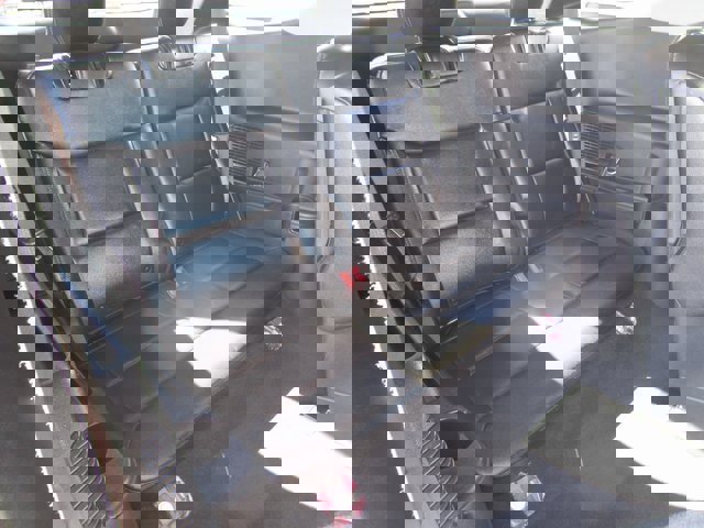 Certified 2022 Ford Explorer Limited w/ Equipment Group 301A image 18