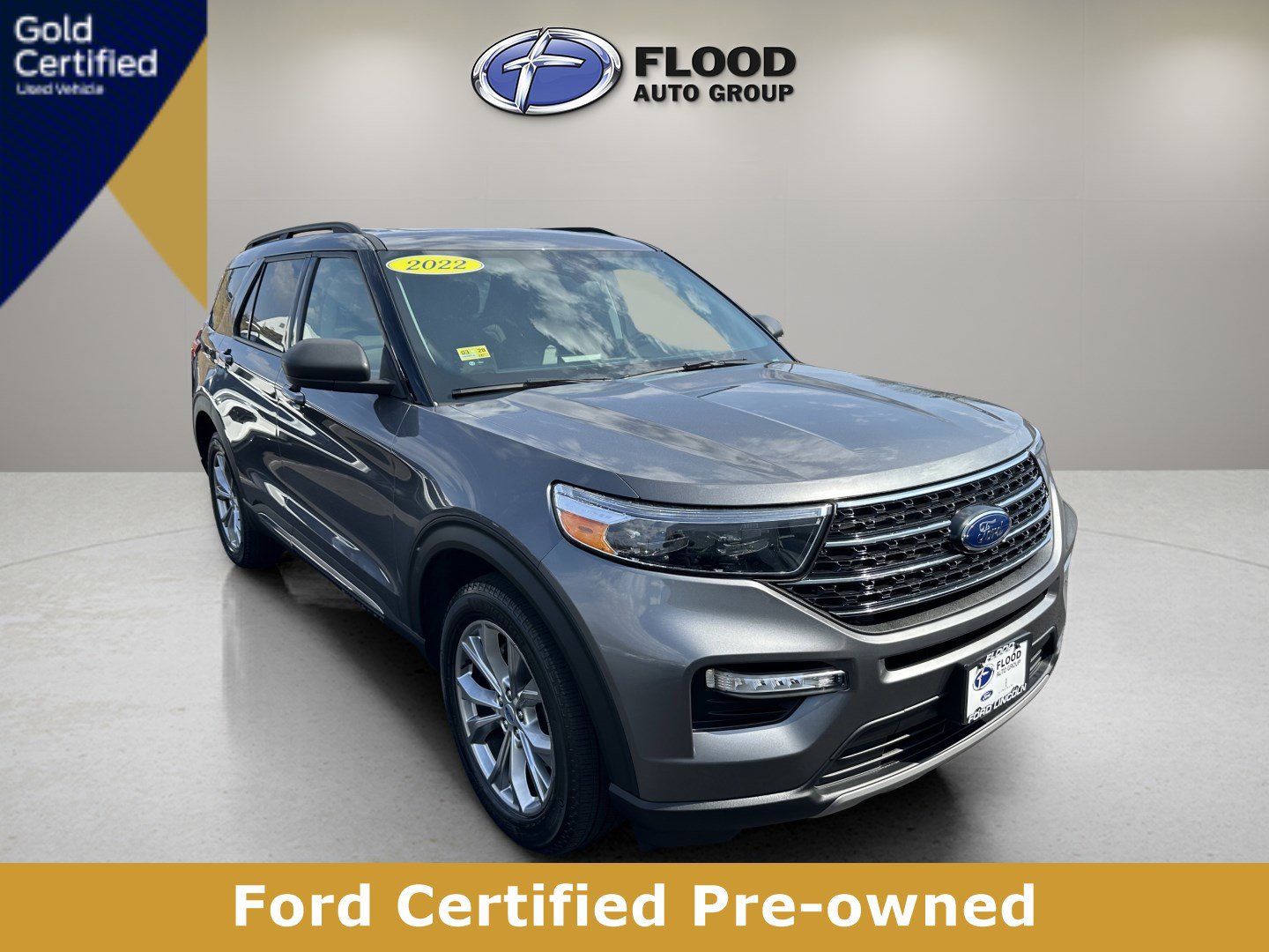 Certified 2022 Ford Explorer XLT w/ Equipment Group 202A