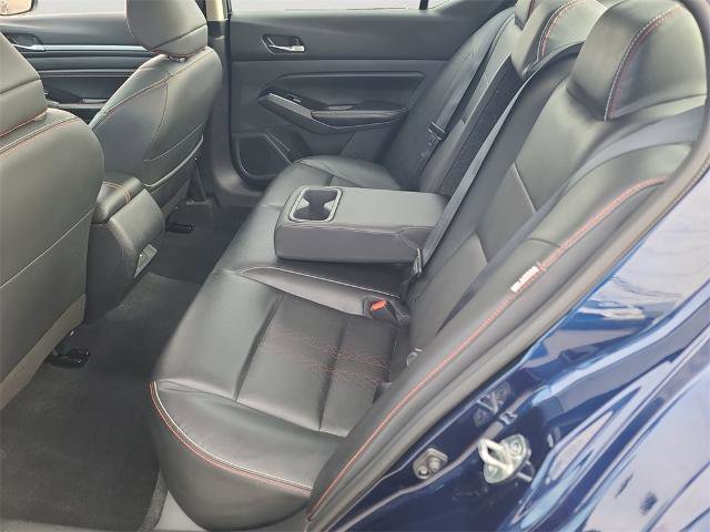 Used 2023 Nissan Altima 2.5 SR w/ SR Premium Package image 11
