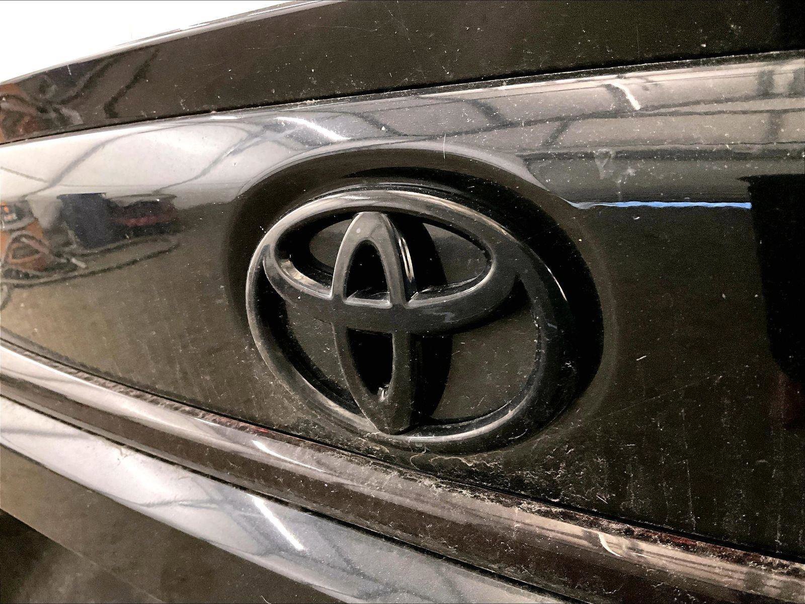 Used 2020 Toyota Corolla SE FWD image 13