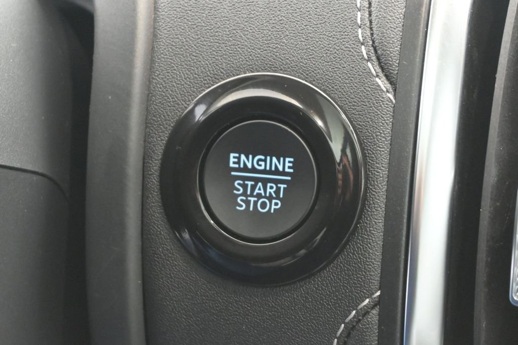 Certified 2025 Ford Expedition Platinum w/ Driver's Package AWD/4WD image 15