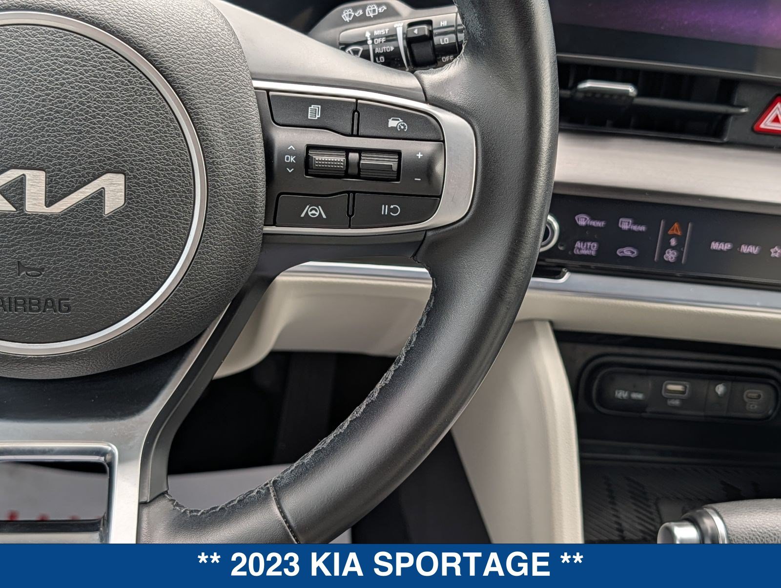 Used 2023 Kia Sportage EX FWD image 24