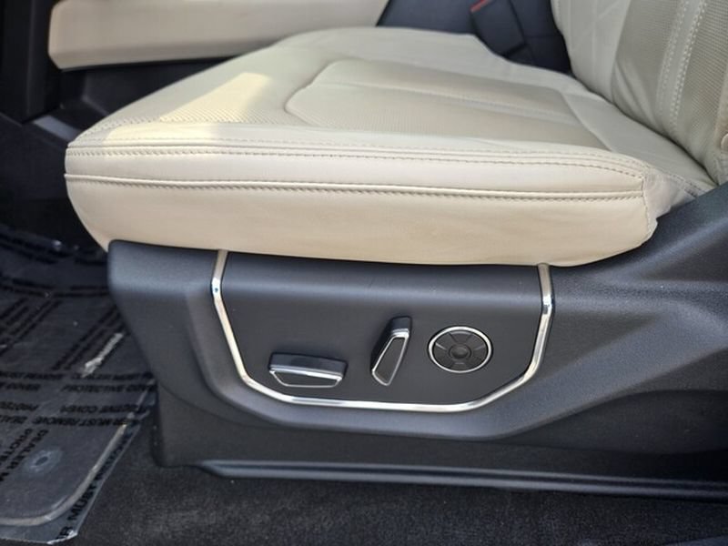 Certified 2024 Ford Expedition Max Platinum AWD/4WD image 10