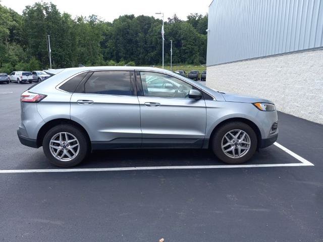 Certified 2023 Ford Edge SEL w/ Convenience Package AWD/4WD image 4