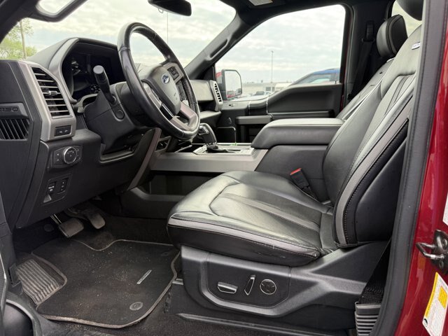 Certified 2019 Ford F150 Platinum w/ Equipment Group 701A Luxury AWD/4WD image 3