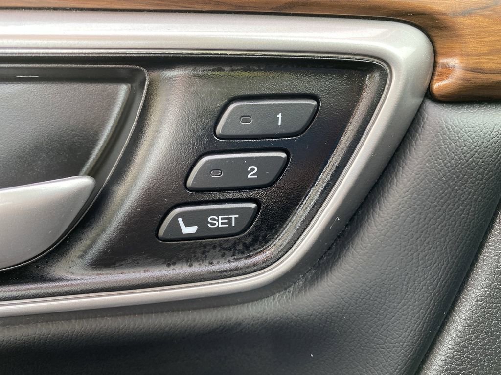 Used 2022 Honda CR-V Touring image 12