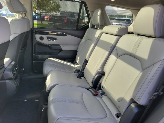 Used 2024 Honda Pilot Touring image 25