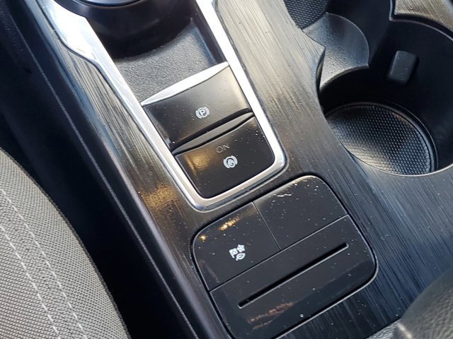 Certified 2020 Ford Escape SE Sport image 28