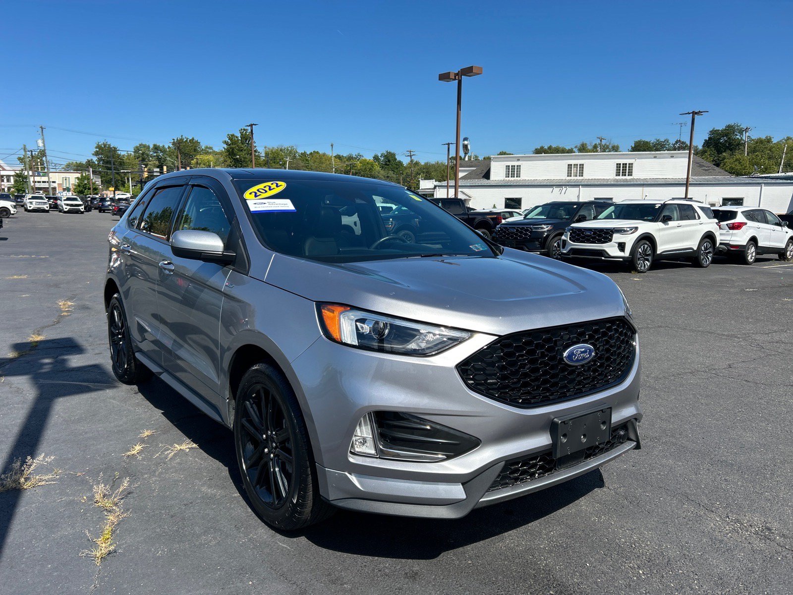 Certified 2022 Ford Edge ST-Line w/ Class II Trailer Tow Package AWD/4WD image 22