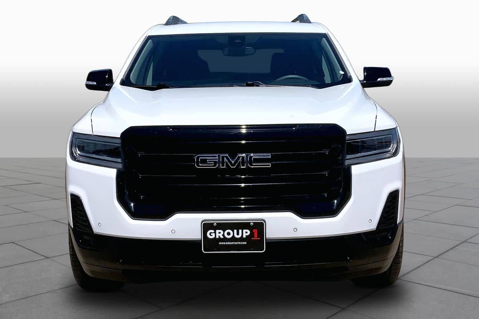 Used 2021 GMC Acadia SLE w/ Driver Convenience Package FWD image 4