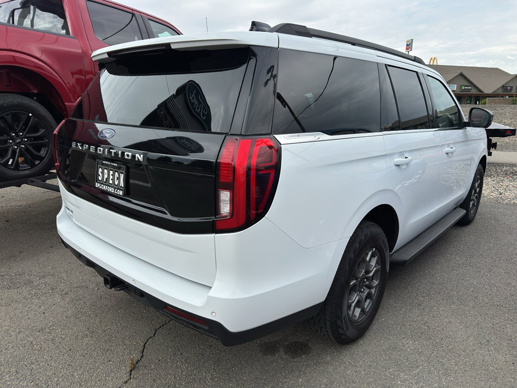 Certified 2025 Ford Expedition Active AWD/4WD image 12