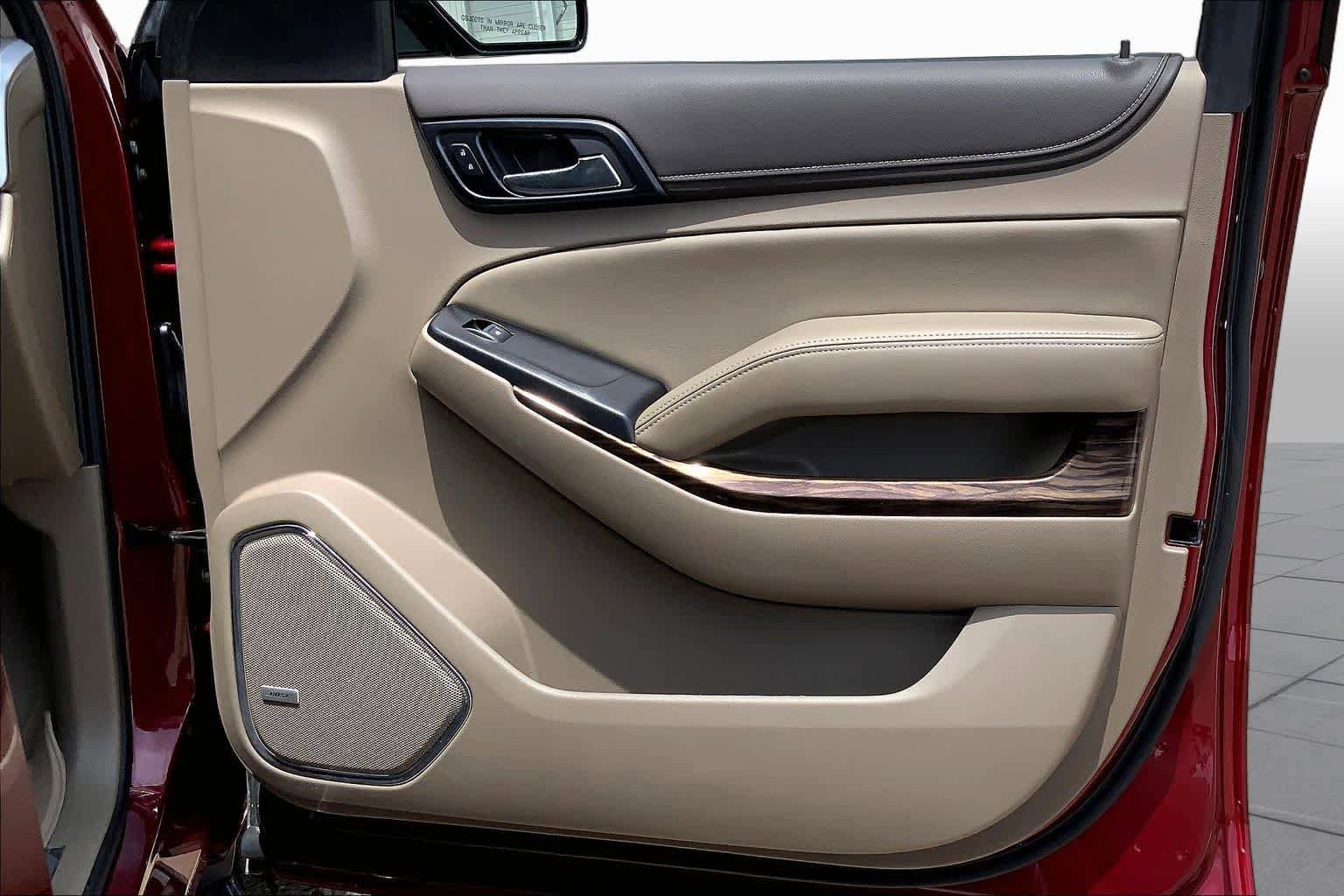 Used 2020 GMC Yukon SLT w/ Premium Edition RWD image 23