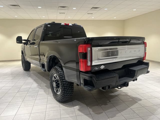Certified 2025 Ford F250 Platinum w/ Platinum Plus Package AWD/4WD image 3