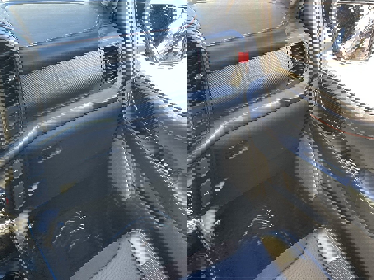 Certified 2024 Ford F150 Raptor image 18