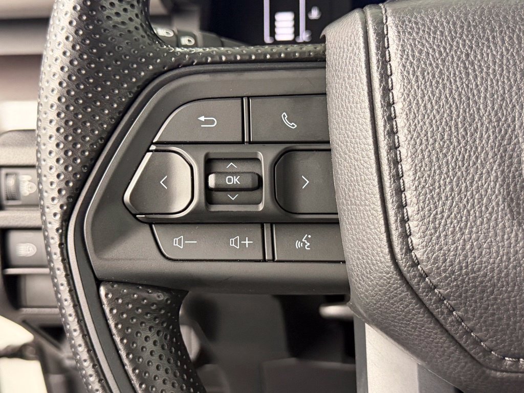 Used 2026 Toyota Tacoma SR5 AWD/4WD image 22