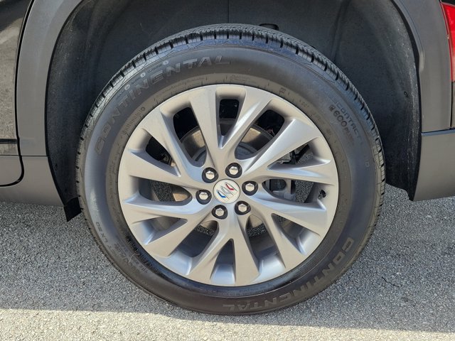 Used 2025 Buick Enclave Preferred FWD image 4
