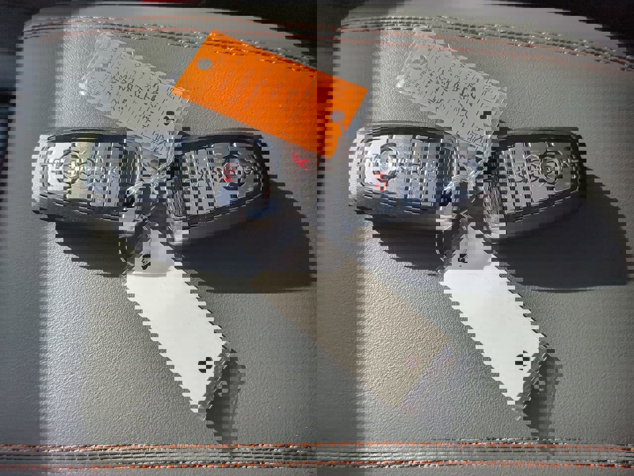 Certified 2025 Ford Explorer Active w/ Active Comfort Package image 28