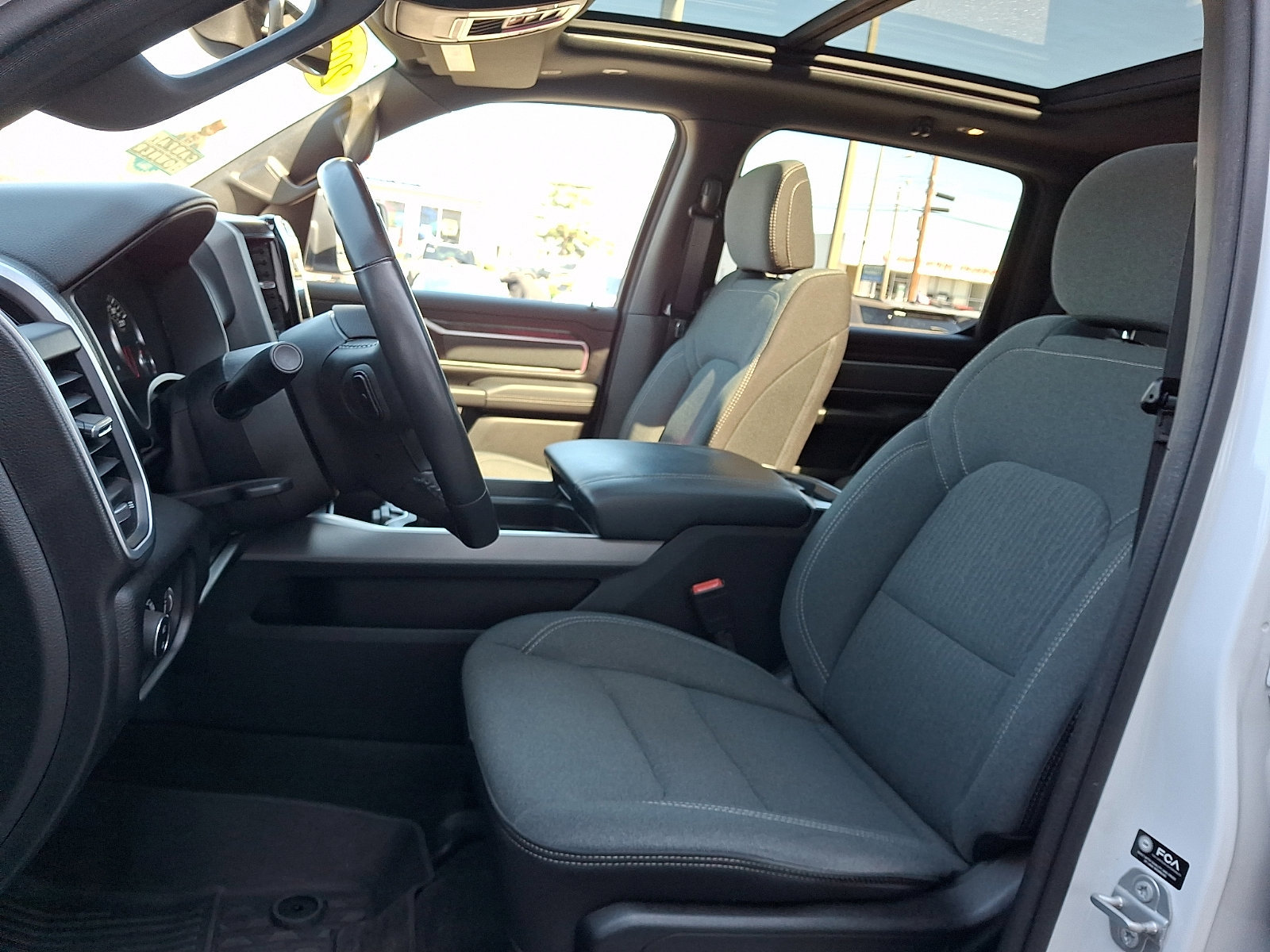 Used 2022 RAM 1500 Big Horn AWD/4WD image 16
