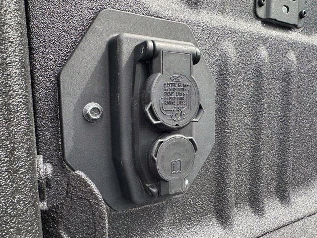 Certified 2025 Ford F250 Platinum AWD/4WD image 40