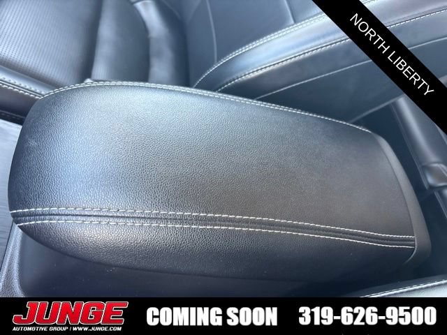 Certified 2025 Ford Escape Platinum AWD/4WD image 26
