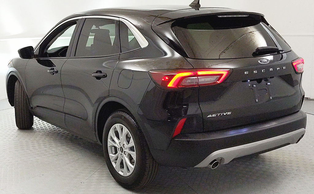 Certified 2024 Ford Escape Active FWD image 4