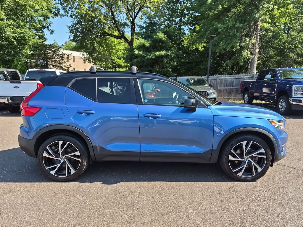 Used 2020 Volvo XC40 T5 R-Design w/ Protection Package Premier AWD/4WD image 14