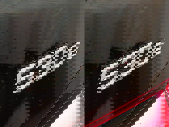 Used 2023 BMW 530e xDrive 530E XDRIVE w/ Premium Package image 30