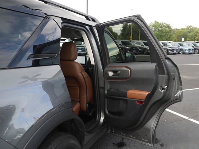 Certified 2025 Ford Bronco Sport Outer Banks w/ Outer Banks Tech Package+ AWD/4WD image 29