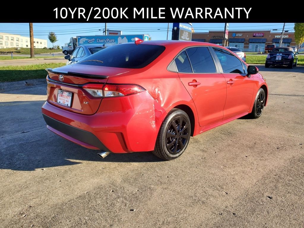 Used 2021 Toyota Corolla LE image 4