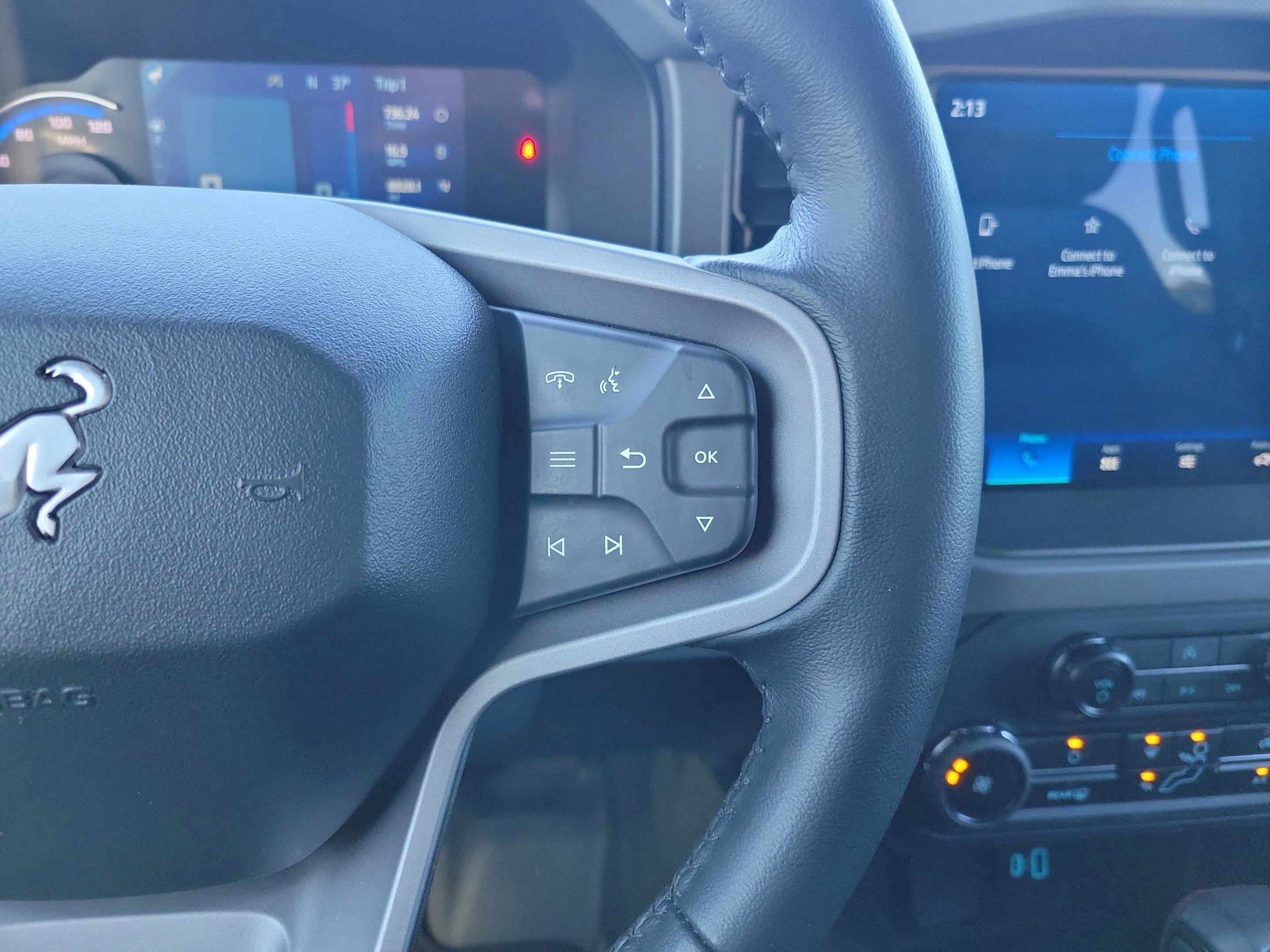 Certified 2024 Ford Bronco Black Diamond image 12