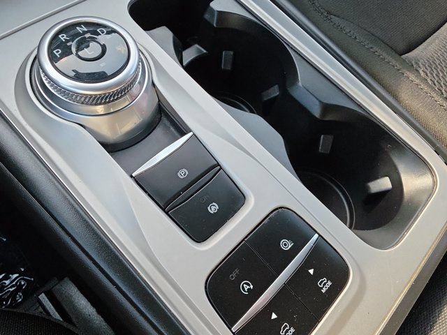 Certified 2024 Ford Explorer XLT RWD image 24