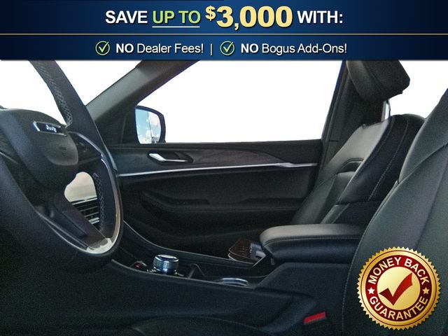 Used 2025 Jeep Grand Cherokee L Limited w/ Black Appearance Package RWD image 14