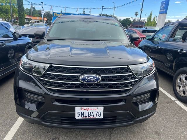 Certified 2020 Ford Explorer XLT w/ Comfort Package AWD/4WD image 2