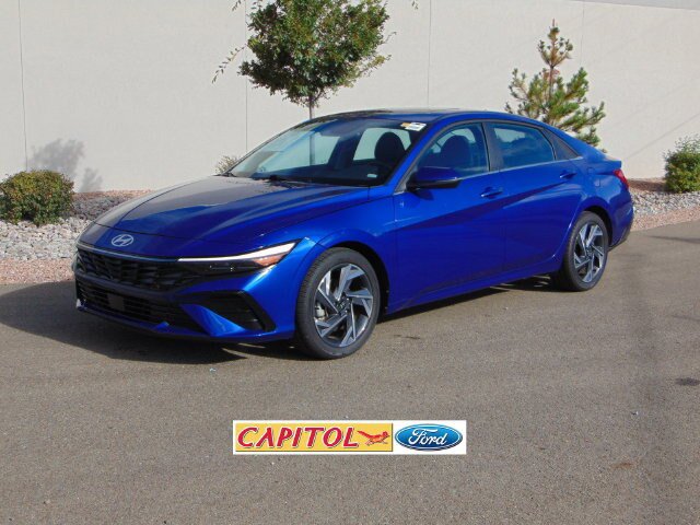 Used 2025 Hyundai Elantra Limited FWD image 1