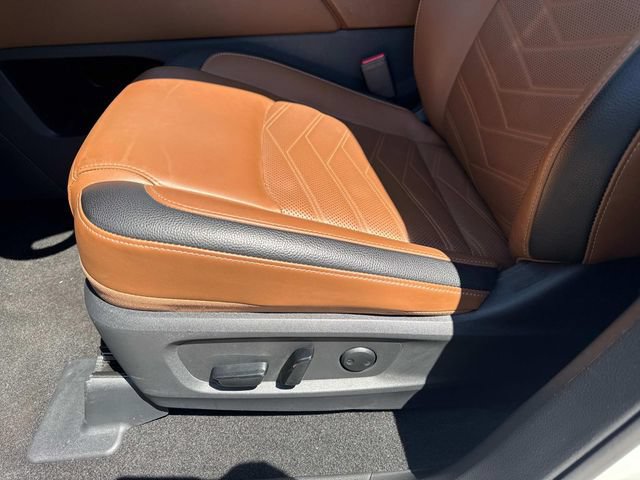 Used 2024 Nissan Pathfinder Platinum w/ Cargo Package AWD/4WD image 26