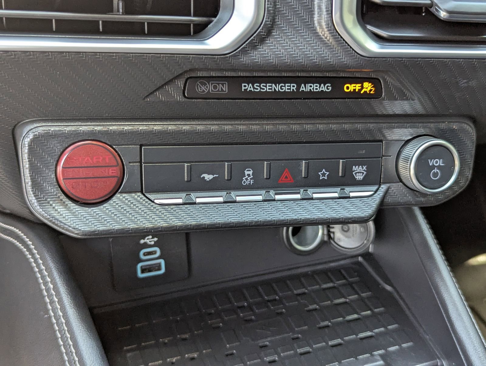Certified 2024 Ford Mustang GT Premium RWD image 26