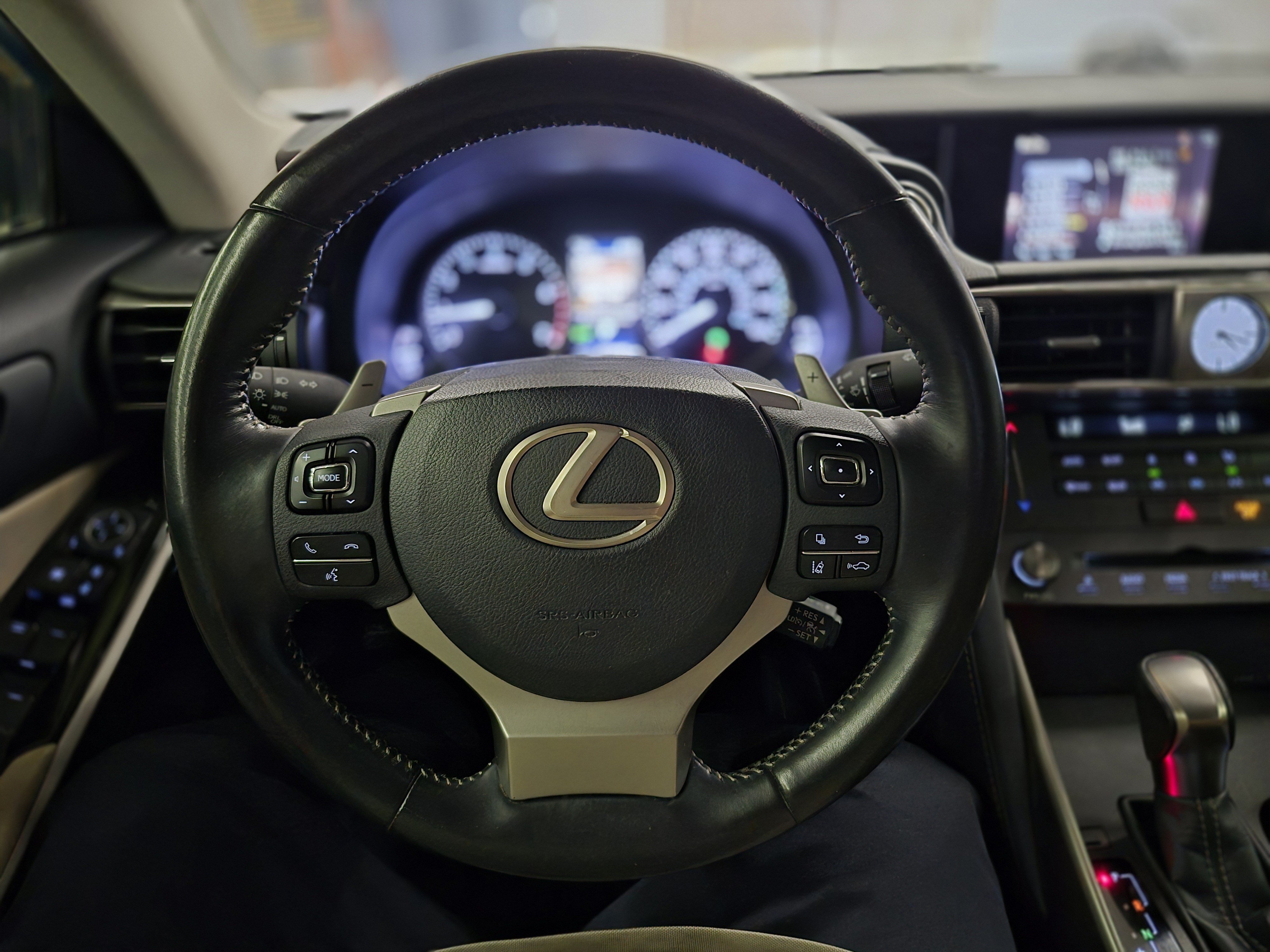 Used 2020 Lexus IS 300 w/ Accessory Package RWD image 28