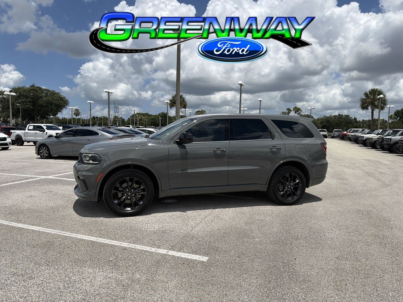 Used 2022 Dodge Durango SXT w/ Blacktop Package AWD/4WD image 1