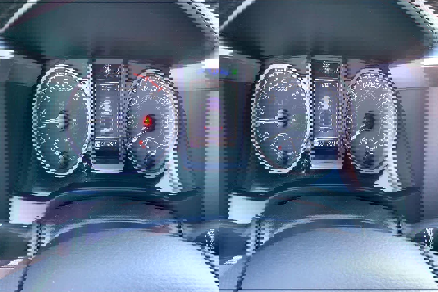 Used 2023 Toyota Tacoma SR5 w/ Technology Package image 25