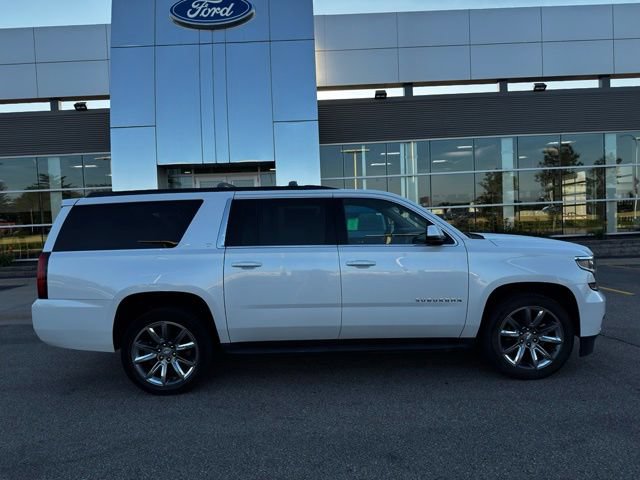 Used 2019 Chevrolet Suburban LT AWD/4WD image 41