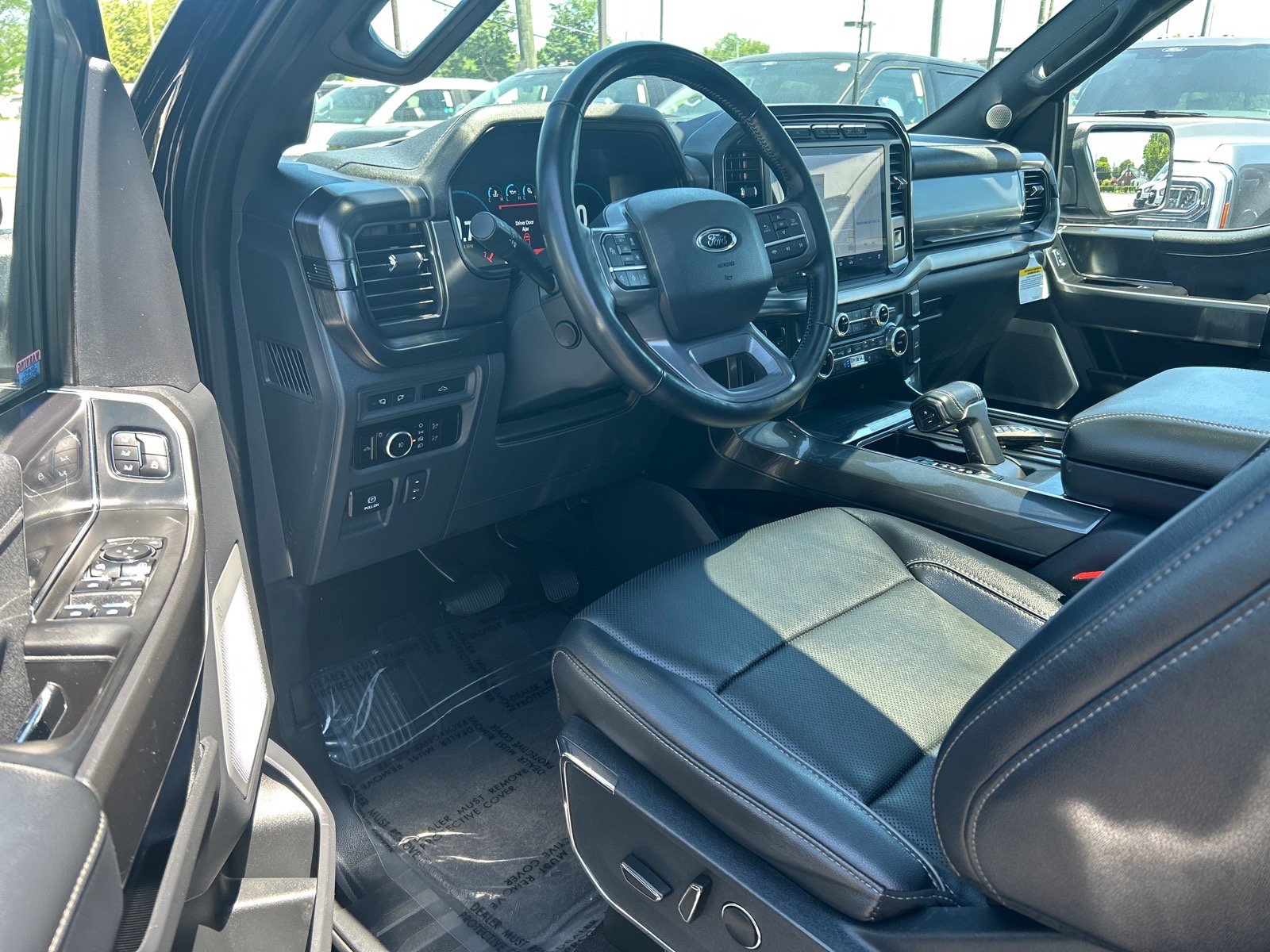 Certified 2023 Ford F150 Lariat w/ Equipment Group 502A High AWD/4WD image 8