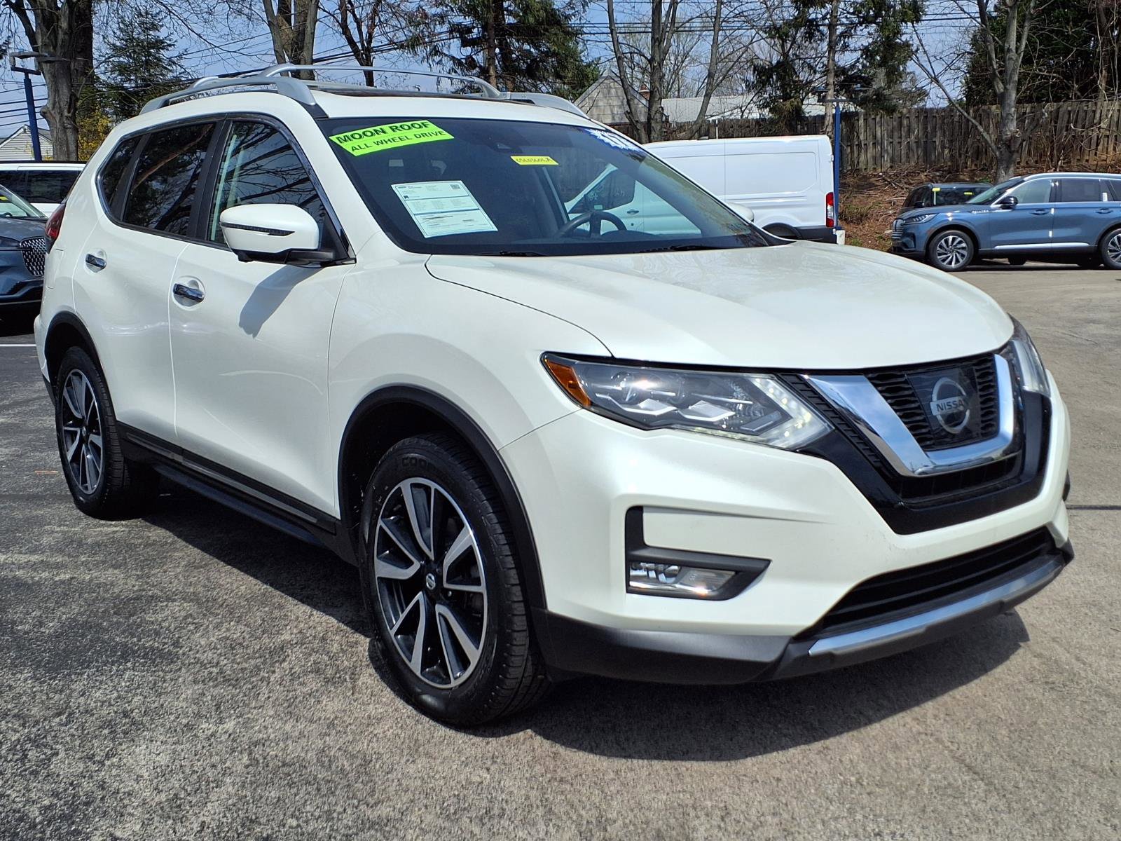 Used 2017 Nissan Rogue SL w/ SL Premium Package AWD/4WD image 1
