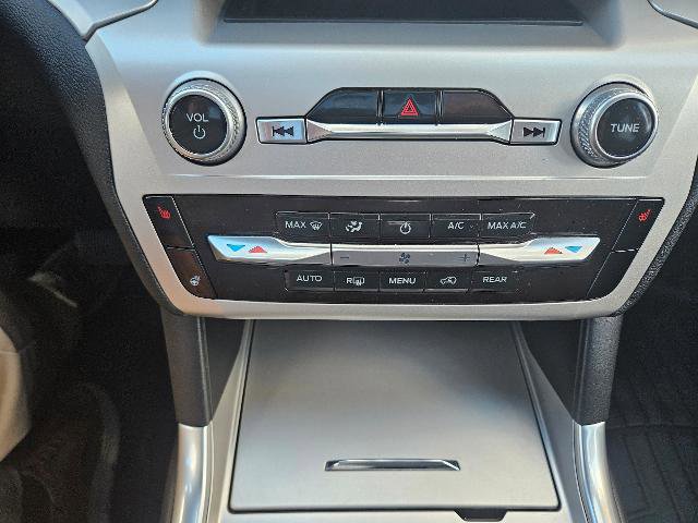 Certified 2022 Ford Explorer XLT w/ Equipment Group 202A image 22