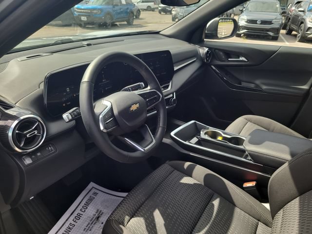 Used 2025 Chevrolet Equinox LT FWD image 10