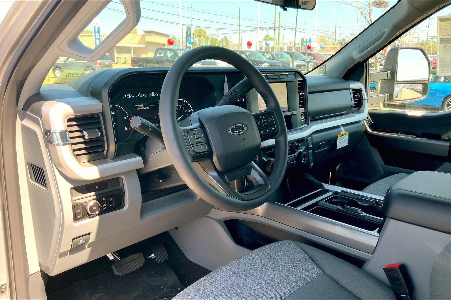 Certified 2024 Ford F250 XLT image 9