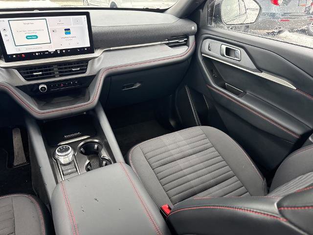 Certified 2025 Ford Explorer ST-Line image 13