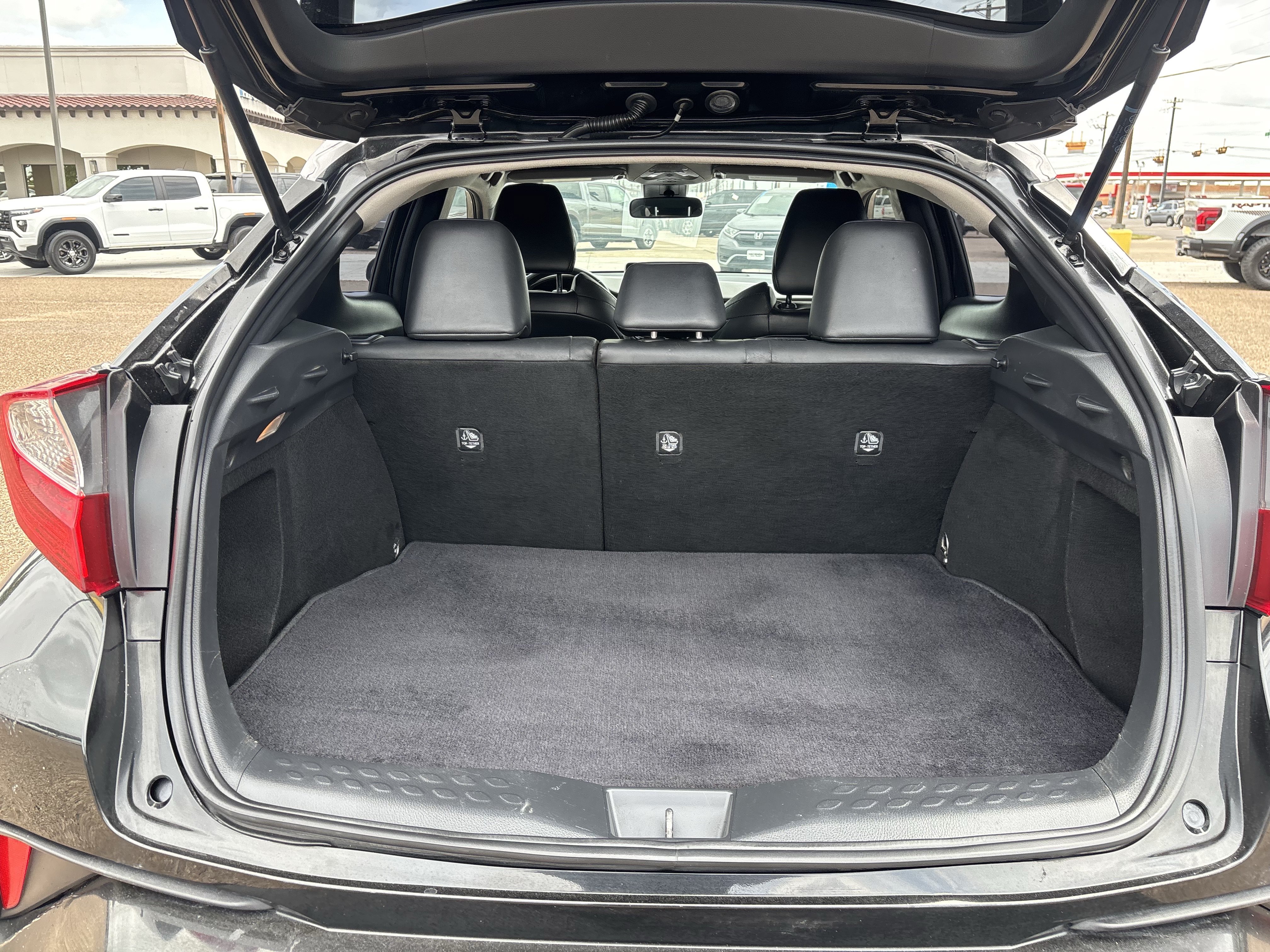 Used 2021 Toyota C-HR Limited FWD image 18