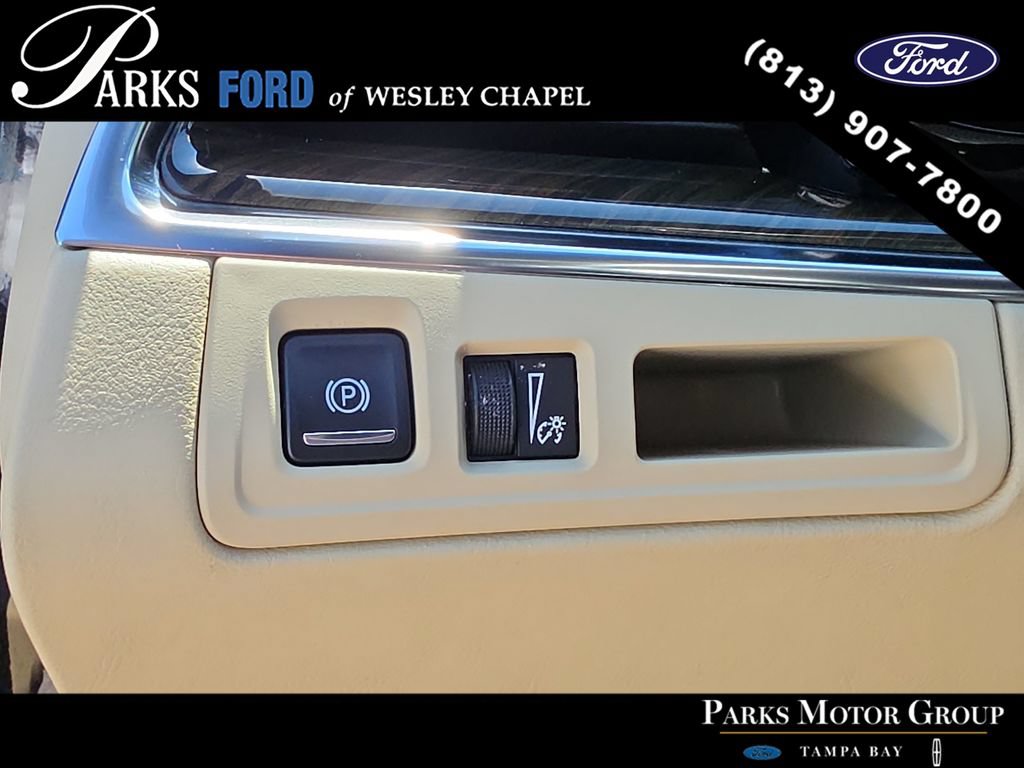 Used 2017 Cadillac XT5 FWD w/ LPO, Wheel Lock Package image 26
