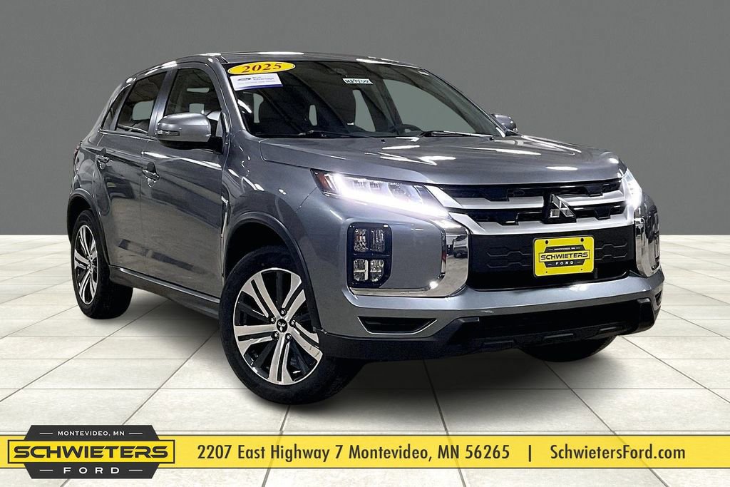 Used 2025 Mitsubishi Outlander Sport SE image 5